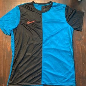 BRAND NEW Black/Teal Dri-Fit Nike tee